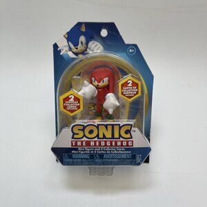 KNUCKLES - Sonic The Hedgehog Mini 3'' Figurine and Collectors Cards